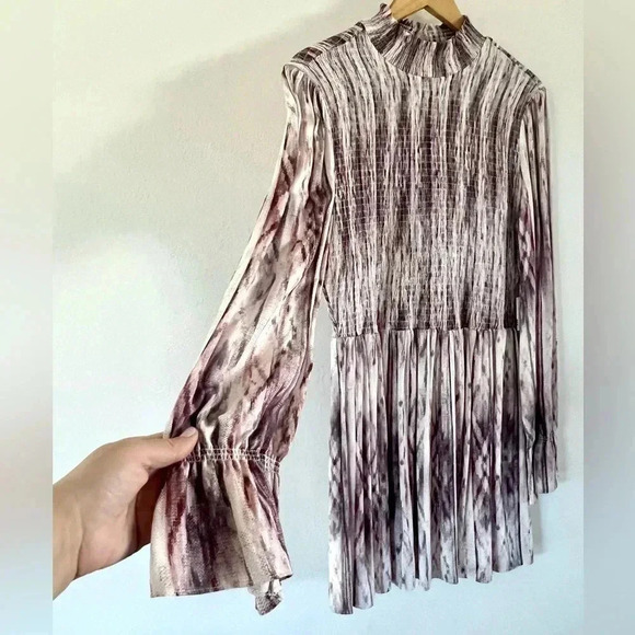 Tart Collections Birdie Dress Long Sleeve High Neck Smocked Dress Size Large NWT - Picture 5 of 12